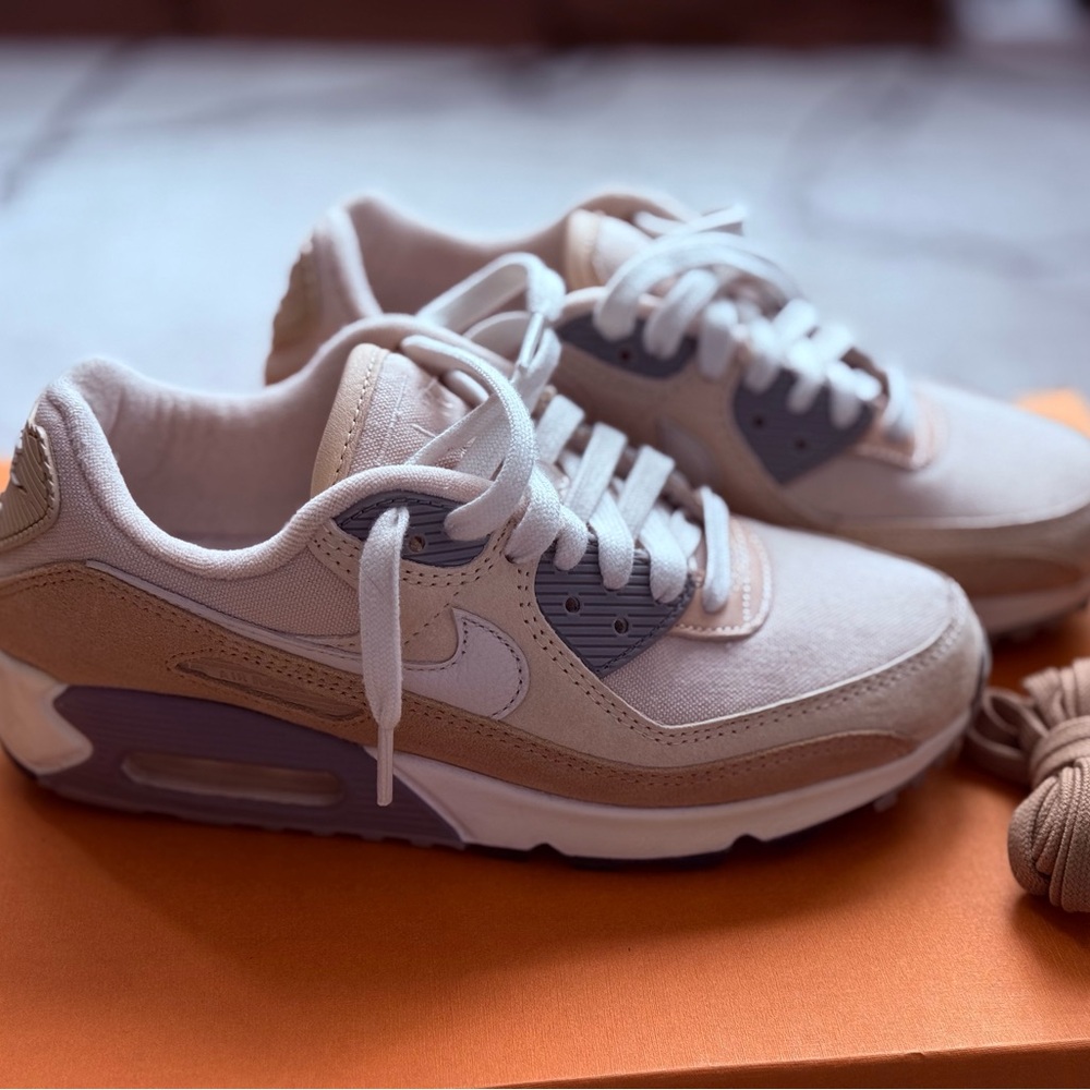 NIKE AIR MAX 90 PREMIUM HEMP-SUMMIT WHITE-SANDDRIFT men size :5.5 women size :7
